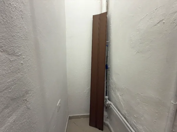 Tirane, jepet me qera apartament 2+1+Ballkon Kati 4, 65 m² 450 € (Bulevardi Zogu i Parë)