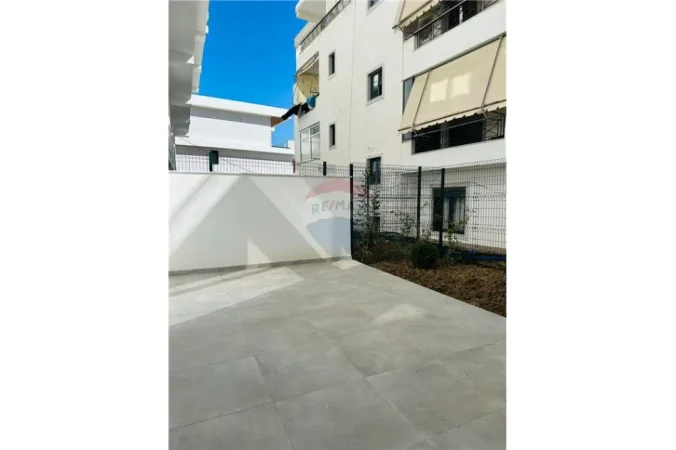 Sarande, shitet apartament , 130 m² 165.000 € (Gjashtë)
