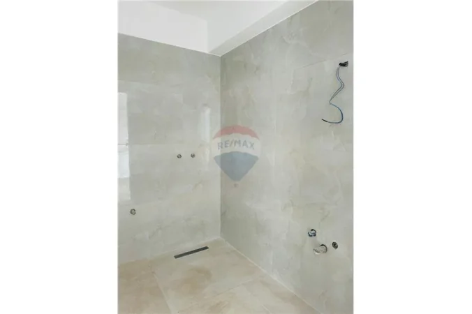 Sarande, shitet apartament , 130 m² 165.000 € (Gjashtë)
