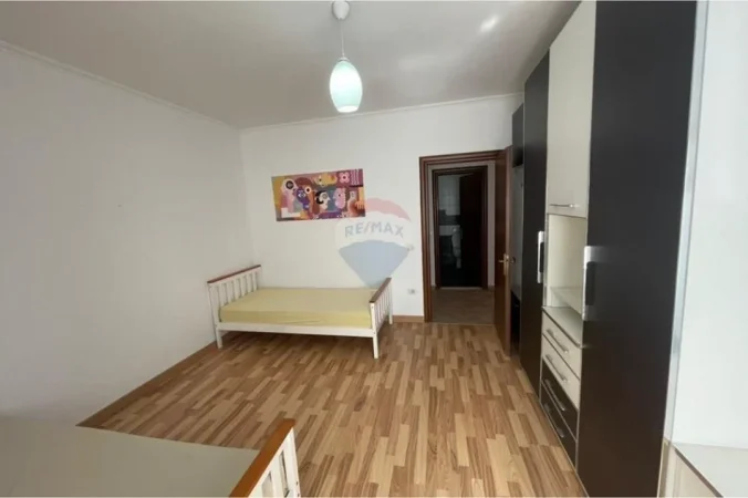 Tirane, shitet apartament , 116 m² 198.000 € 