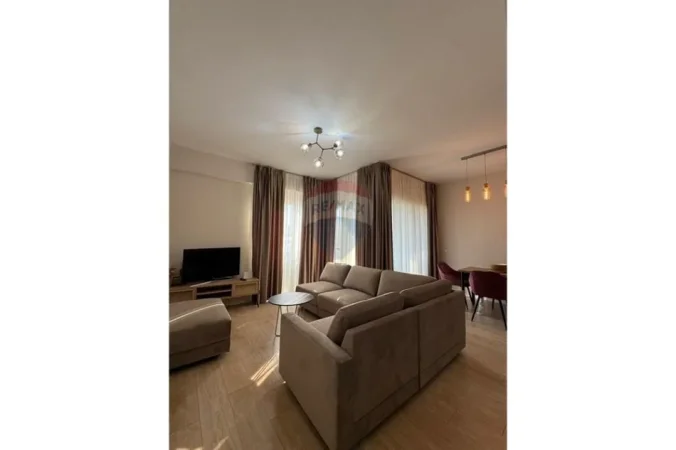 Tirane, shitet , 95 m² 
