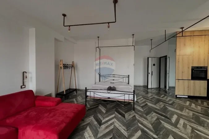 Tirane, shitet apartament , 65 m² 