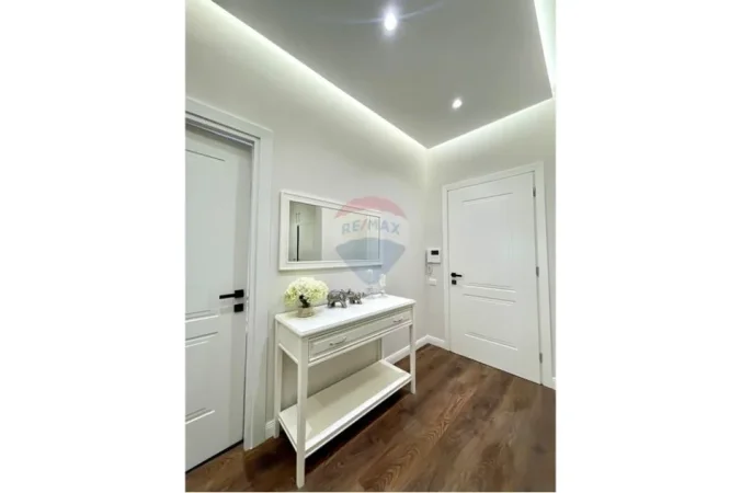 Tirane, jepet me qera apartament , 95 m² 1.050 € 