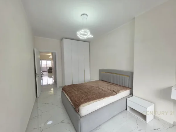 Tirane, shitet apartament 1+1 Kati 3, 75 m² 122.000 € (shkoze)