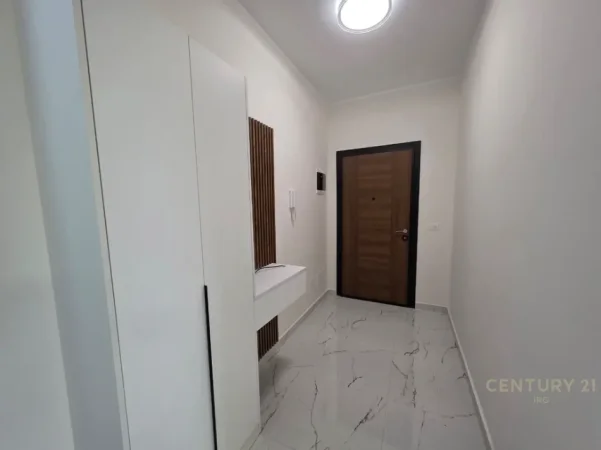 Tirane, shitet apartament 1+1 Kati 3, 75 m² 122.000 € (shkoze)