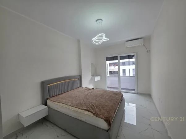 Tirane, shitet apartament 1+1 Kati 3, 75 m² 122.000 € (shkoze)