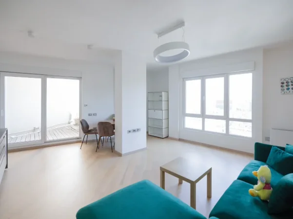 Tirane, jepet me qera apartament 3+1+Aneks+Ballkon Kati 12, 138 m² 1.000 € (Rruga Frosina Plaku)
