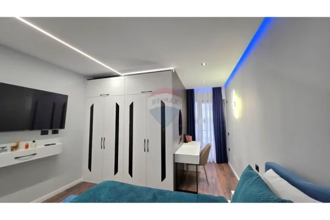 Vlore, shitet apartament 2+1 Kati 4, 102 m² 245.000 € (Rruga Cameria, Lungomare, Vlore)