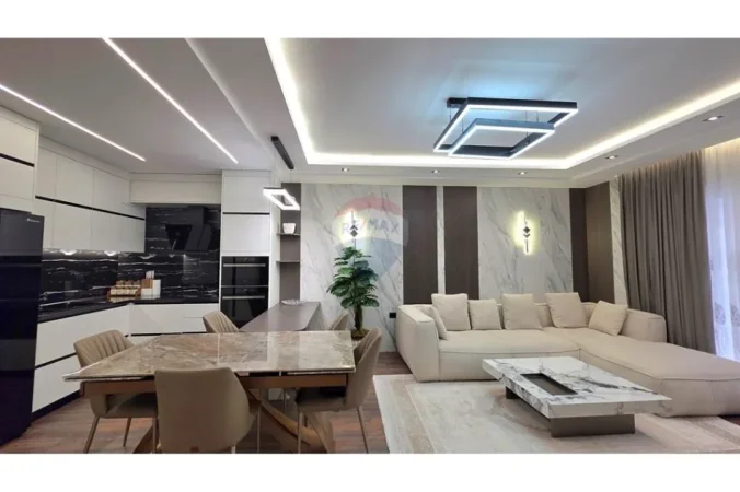 Vlore, shitet apartament 2+1 Kati 4, 102 m² 245.000 € (Rruga Cameria, Lungomare, Vlore)