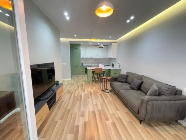 Tirane, shes apartament 1+1+Ballkon Kati 3, 71 m² 149.000 € 
