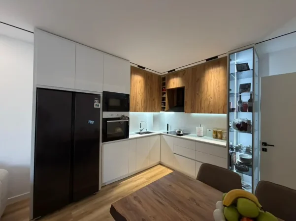Tirane, shitet apartament 2+1 , 145.000 € (UNIVERS CITY)