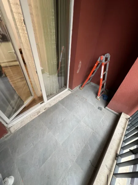 Tirane, jepet me qera apartament 2+1 Kati 1, 85 m² 800 € (Rruga Dritan Hoxha)