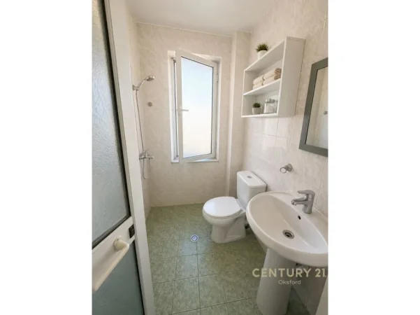 Tirane, shes apartament 2+1 Kati 5, 56 m² 115.000 € (Medreseja)