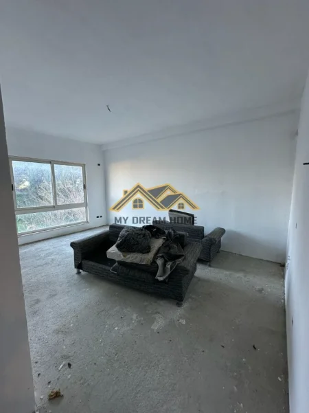 Durres, shitet apartament 1+1 Kati 1, 56 m² 72.000 € 