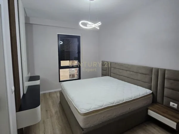 Tirane, shes apartament 2+1 Kati 4, 103 m² 250.000 € (UET)