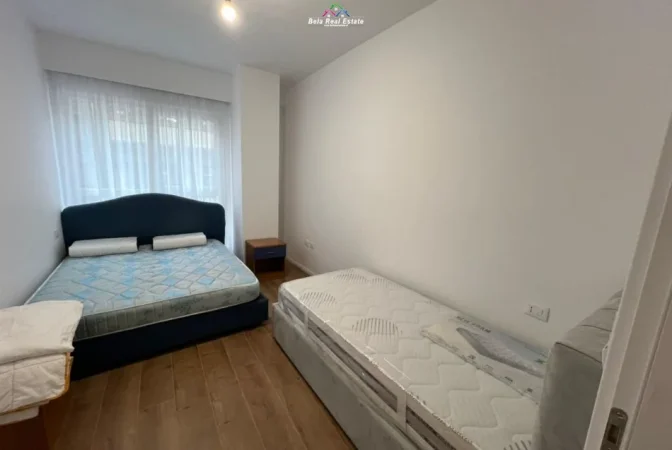 Tirane, jepet me qera apartament 2+1 Kati 1, 85 m² 800 € (dritan hoxha)