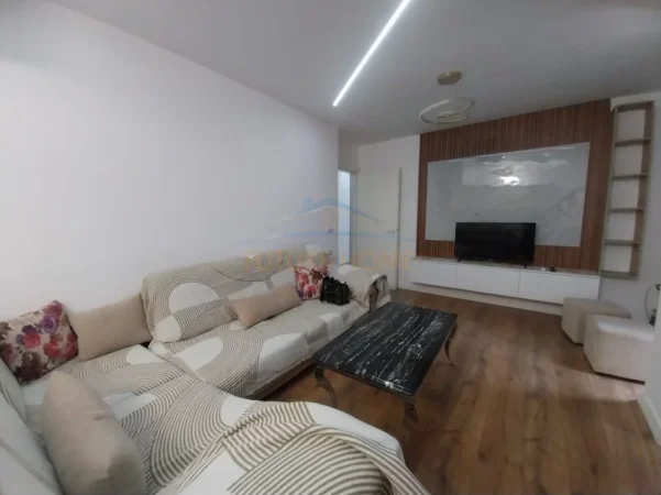 Tirane, jepet me qera apartament 2+1 Kati 2, 100 m² (rruga e kavajes)