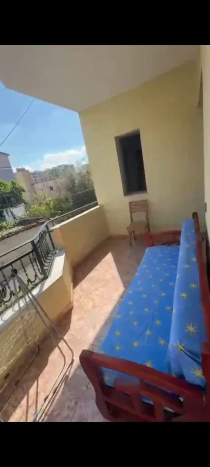 Tirane, jepet me qera apartament 1+1 Kati 2, 90 m² 350 € (Jordan Misja)