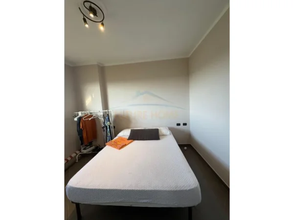 Tirane, shitet apartament 2+1+Ballkon Kati 4, 96 m² 150.000 € (Fresk)