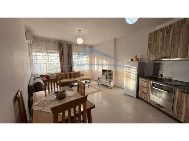 Tirane, shitet apartament 1+1 Kati 7, 67 m² 125.000 € (yzberisht)