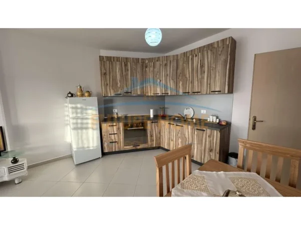 Tirane, shitet apartament 1+1 Kati 7, 67 m² 125.000 € (yzberisht)