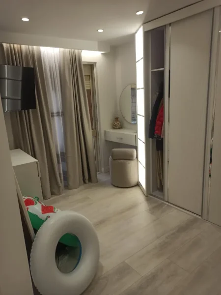 Tirane, shitet apartament 2+1 , 86 m² 120.000 € 