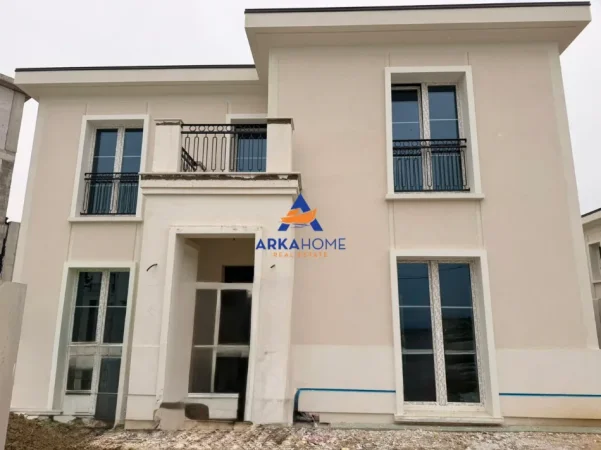 Tirane, shitet Vile 2 Katshe Kati 2, 524 m² 890.000 € 