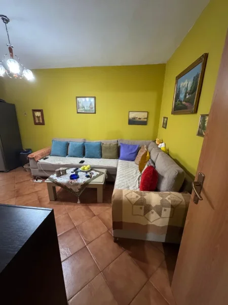 Tirane, shitet apartament 2+1+Aneks+Ballkon Kati 5, 57 m² 116.000 € (Rruga Ferit Xhajko)