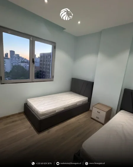 Tirane, jap me qera apartament 3+1+Ballkon , 155 m² 1.400 € (Ismail Qemali)