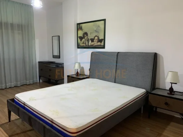 Tirane, jepet me qera apartament 1+1+Ballkon Kati 7, 70 m² 950 € (Rruga e Elbasanit)