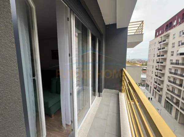 Tirane, jepet me qera apartament 1+1+Ballkon Kati 6, 82 m² 630 € (Kompleksi E88)