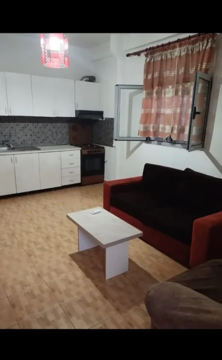 Tirane, jepet me qera apartament 1+1 Kati 1, 60 m² 270 € (Kodra e Priftit)