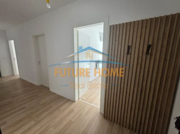 Tirane, jepet me qera apartament 2+1+Ballkon Kati 1, 85 m² 450 € (Kompleksi Tom Doshi)