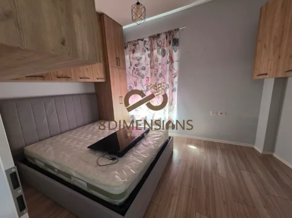 Tirane, jepet me qera apartament 1+1 Kati 5, 50 m² 40.000 leke (ali demi)