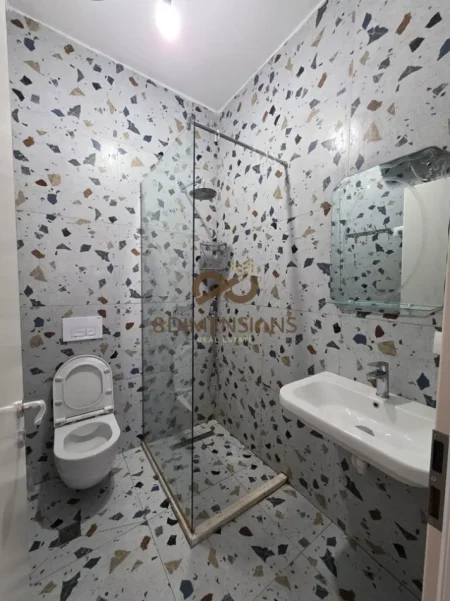 Tirane, jepet me qera apartament 1+1 Kati 5, 50 m² 40.000 leke (ali demi)