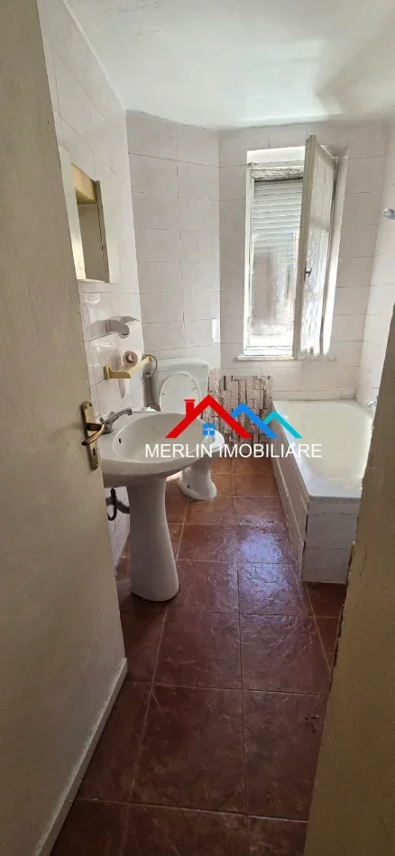 Tirane, shitet apartament 2+1+Ballkon Kati 2, 72 m² 193.000 € (RRUGA MYSLYM SHYRI)