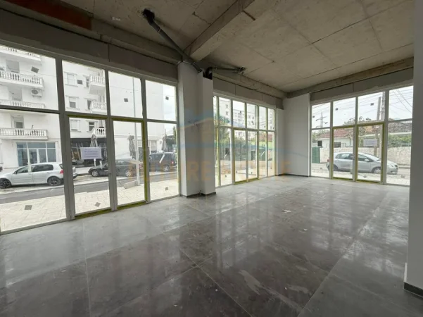 Tirane, shitet ambjent biznesi Kati 0, 76 m² 190.000 € (Kamez)