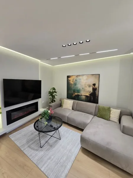 Tirane, shitet apartament 2+1+Ballkon Kati 8, 116 m² (Zogu i Zi)