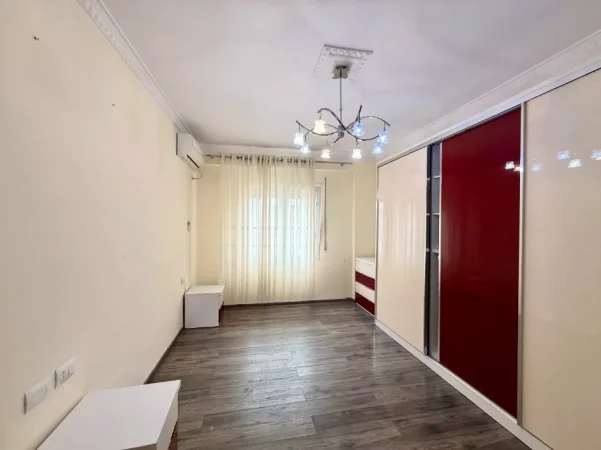 Shqiperi, shitet apartament 2+1+Aneks+Ballkon Kati 6, 93 m² 258.000 € (Kopeshti Zologjik)