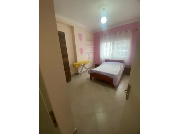 Tirane, jepet me qera apartament 2+1 Kati 5, 470 m² 470 € (misto mame)