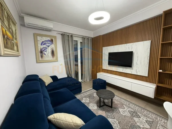 Tirane, shitet apartament 1+1 Kati 7, 60 m² 115.000 € (UNAZA E RE)
