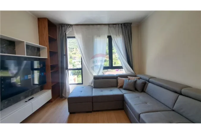 Vlore - Lungomare, shitet apartament 2+1 Kati 5, 99 m² 229.000 € (Rruga Murat Terbaci, Vlore)