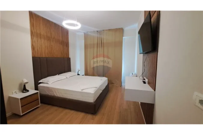 Vlore - Lungomare, shitet apartament 2+1 Kati 5, 99 m² 229.000 € (Rruga Murat Terbaci, Vlore)