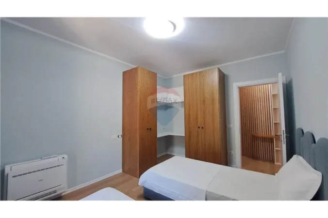 Vlore - Lungomare, shitet apartament 2+1 Kati 5, 99 m² 229.000 € (Rruga Murat Terbaci, Vlore)