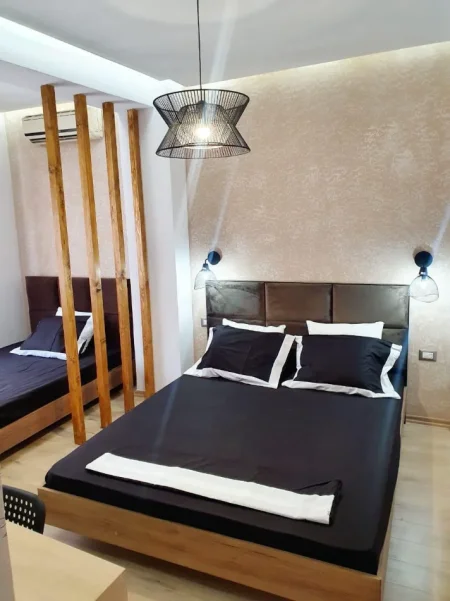 Tirane, jepet me qera apartament 1+1 Kati 3, 64 m² 600 € (RRUGA E KOSOVAREVE)