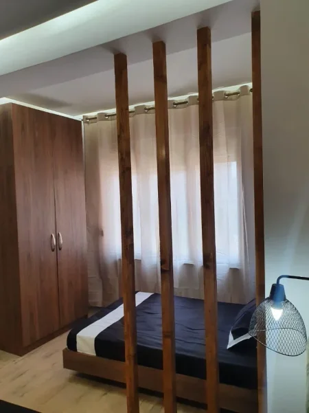 Tirane, jepet me qera apartament 1+1 Kati 3, 64 m² 600 € (RRUGA E KOSOVAREVE)