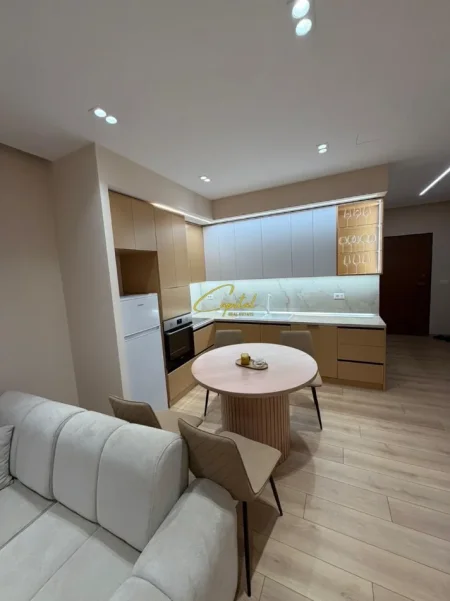 Tirane, jepet me qera apartament 2+1 Kati 5, 110 m² 1.000 € (DON BOSKO)
