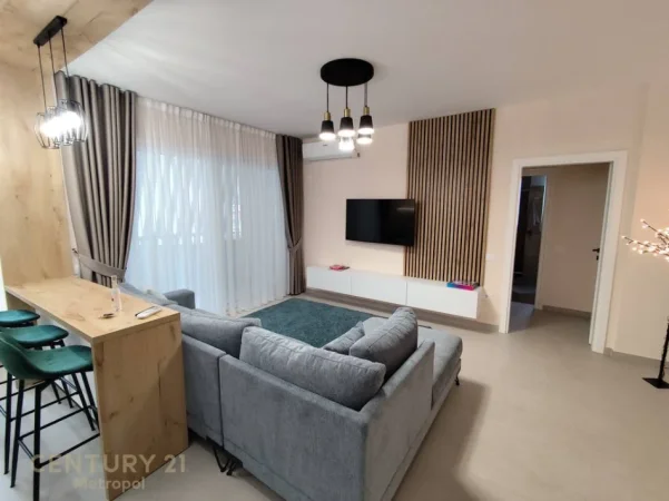 Tirane, jepet me qera apartament 1+1 Kati 3, 79 m² 750 € (Myslym shyri)