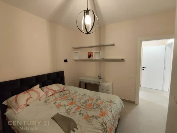 Tirane, jepet me qera apartament 1+1 Kati 3, 79 m² 750 € (Myslym shyri)