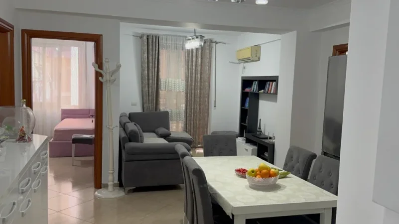 Tirane, shitet apartament 3+1+Ballkon Kati 3, 112 m² 185.000 € 